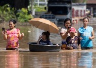 泰国清迈洪水造成至少3人死亡